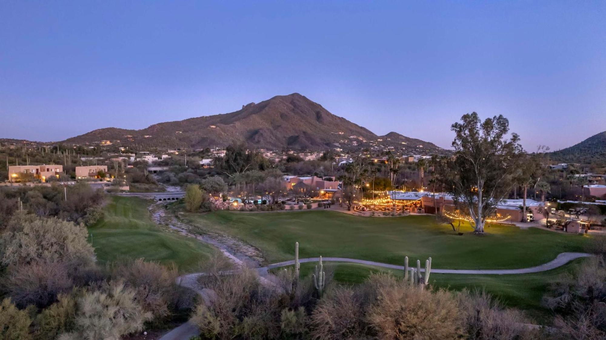 Отель Hilton Vacation Club Rancho Manana Кейв Крик Экстерьер фото